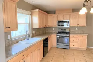 1310 NE Tucson Way, Bend, OR 97701 - Photo 6