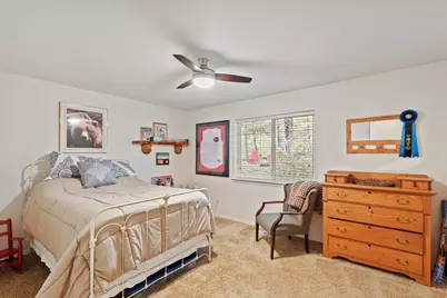 521 Seclusion Loop, Grants Pass, OR 97526 - Photo 32