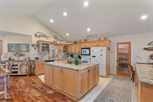 521 Seclusion Loop, Grants Pass, OR 97526 - Photo 16