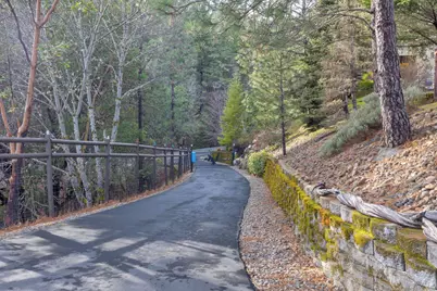 521 Seclusion Loop, Grants Pass, OR 97526 - Photo 88