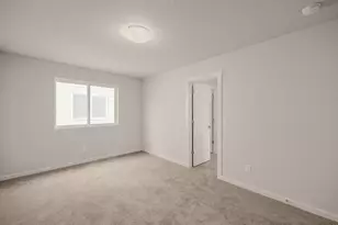 63217 NE Carly Ln, Bend, OR 97701 - Photo 14