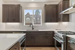 20164 Glen Vista Rd, Bend, OR 97703 - Photo 14