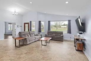 2015 Sleepy Hollow Loop, Grants Pass, OR 97527 - Photo 6