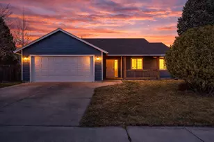 2237 SW Metolius Ave, Redmond, OR 97756 - Photo 28