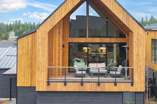 61254 Meeks Trail, Bend, OR 97702 - Photo 2