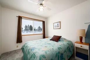 61747 Somerset Dr, Bend, OR 97702 - Photo 22