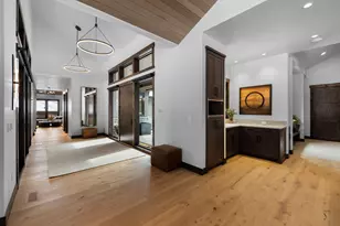 56300 Trailmere Cir, Bend, OR 97707 - Photo 18