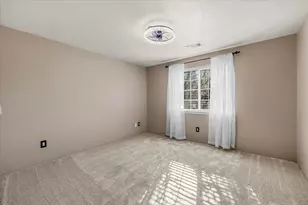 966 Newcastle St, Medford, OR 97501 - Photo 24