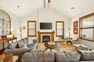 3944 Crystal Springs Dr, Medford, OR 97504 - Photo 8