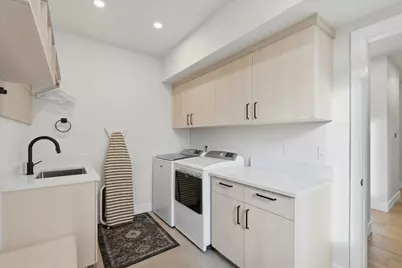 19170 Gateway Loop, Bend, OR 97702 - Photo 28