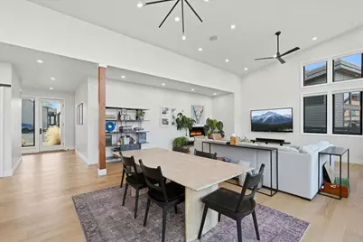 19170 Gateway Loop, Bend, OR 97702 - Photo 6