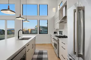 19170 Gateway Loop, Bend, OR 97702 - Photo 20