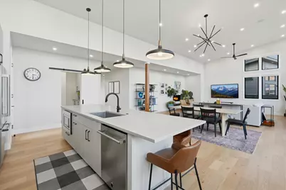 19170 Gateway Loop, Bend, OR 97702 - Photo 16