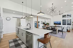 19170 Gateway Loop, Bend, OR 97702 - Photo 16