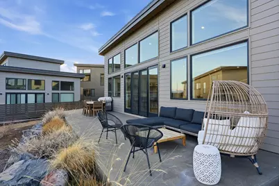 19170 Gateway Loop, Bend, OR 97702 - Photo 42