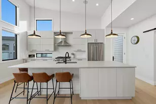 19170 Gateway Loop, Bend, OR 97702 - Photo 14