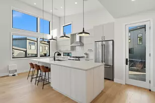 19170 Gateway Loop, Bend, OR 97702 - Photo 12