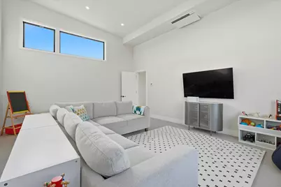 19170 Gateway Loop, Bend, OR 97702 - Photo 32