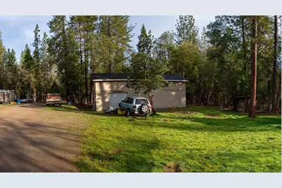 4015 Pleasant Creek Road, Rogue River, OR 97537 - Photo 8