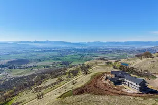 2451 Terri Dr, Medford, OR 97504 - Photo 20