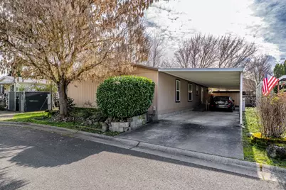 1515 Agape Way, Grants Pass, OR 97527 - Photo 1