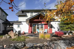 625 N W Compass Ln, Bend, OR 97703 - Photo 36