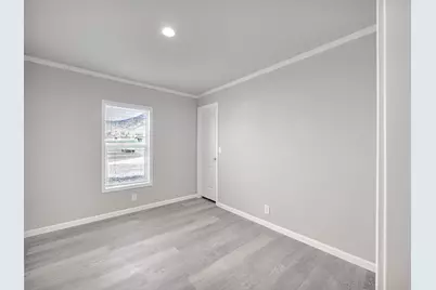 5620 Edith Way, Klamath Falls, OR 97603 - Photo 12