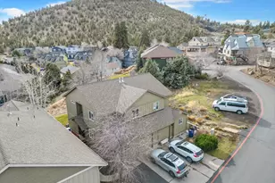 1696 NE Lotus Dr, Bend, OR 97701 - Photo 22