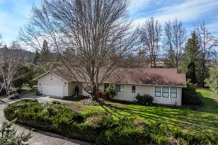 1462 Darneille Ln, Grants Pass, OR 97527 - Photo 44