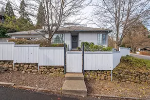 369 Alta Ave, Ashland, OR 97520 - Photo 30