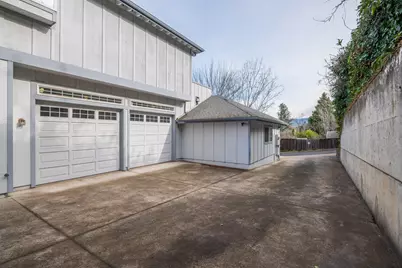 369 Alta Avenue, Ashland, OR 97520 - Photo 28