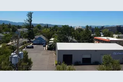 327 S Fir Street, Medford, OR 97501 - Photo 32