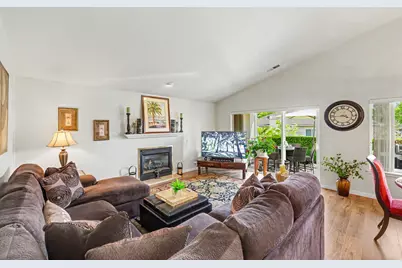 732 Cherrywood Drive, Medford, OR 97504 - Photo 10