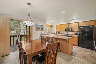 57383 Beaver Ridge Loop, Sunriver, OR 97707 - Photo 4