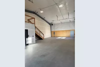 501 SW Veterans Way #102, Redmond, OR 97756 - Photo 6