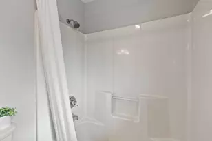 1801 NE Purcell Blvd, Bend, OR 97701 - Photo 20