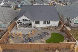 3843 NE Oakside Loop, Bend, OR 97701 - Photo 30