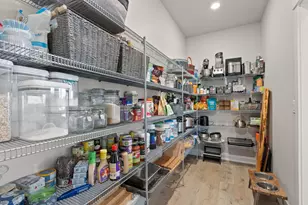 3843 NE Oakside Loop, Bend, OR 97701 - Photo 12