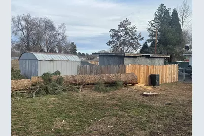 3267 Hope Street, Klamath Falls, OR 97603 - Photo 4