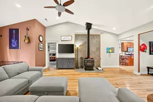 16 Portabello Way, Eagle Point, OR 97524 - Photo 12