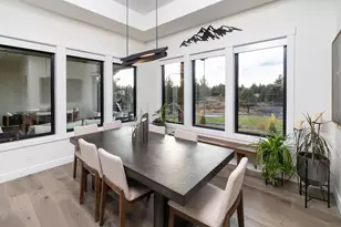 62825 Montara Dr, Bend, OR 97701 - Photo 10