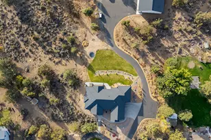 62825 Montara Dr, Bend, OR 97701 - Photo 40