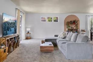 20560 Boyd Ct, Bend, OR 97701 - Photo 12