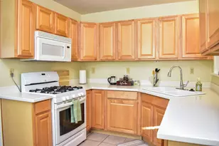 902 N Keene Way Dr, Medford, OR 97504 - Photo 6