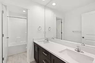 145 Valemont Dr, Eagle Point, OR 97524 - Photo 26