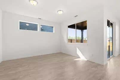 145 Valemont Drive #38, Eagle Point, OR 97524 - Photo 14