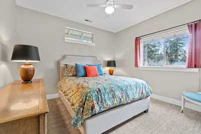 832 NE Revere Avenue, Bend, OR 97701 - Photo 58