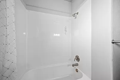 2649 Redwood Avenue, Grants Pass, OR 97527 - Photo 14