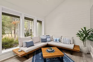 18025 Camas Ln, Sunriver, OR 97707 - Photo 14