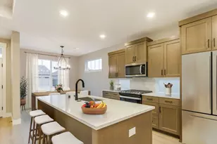 20894 SE Denver Dr, Bend, OR 97702 - Photo 4